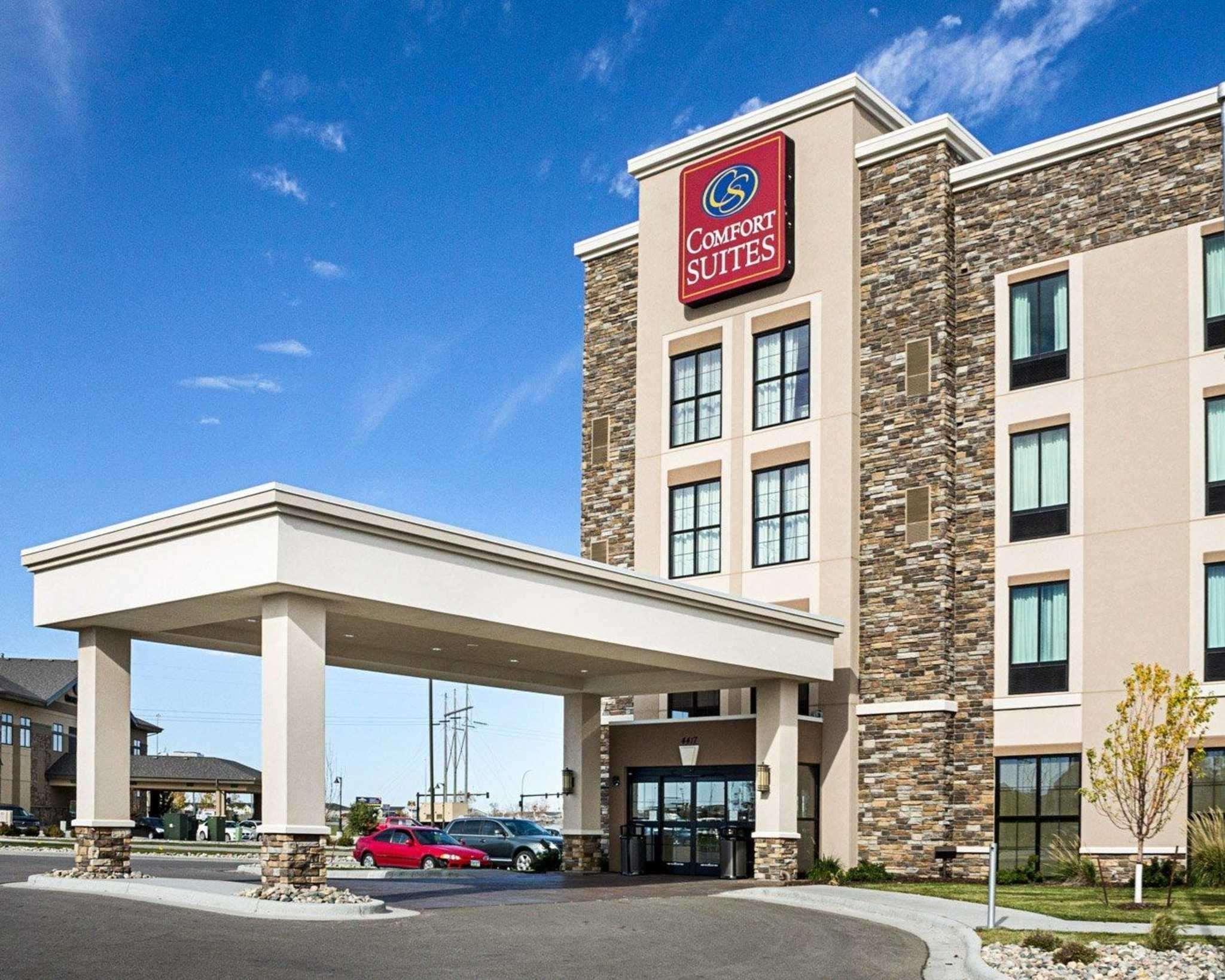 Comfort Suites Fargo Medical Center Exterior photo
